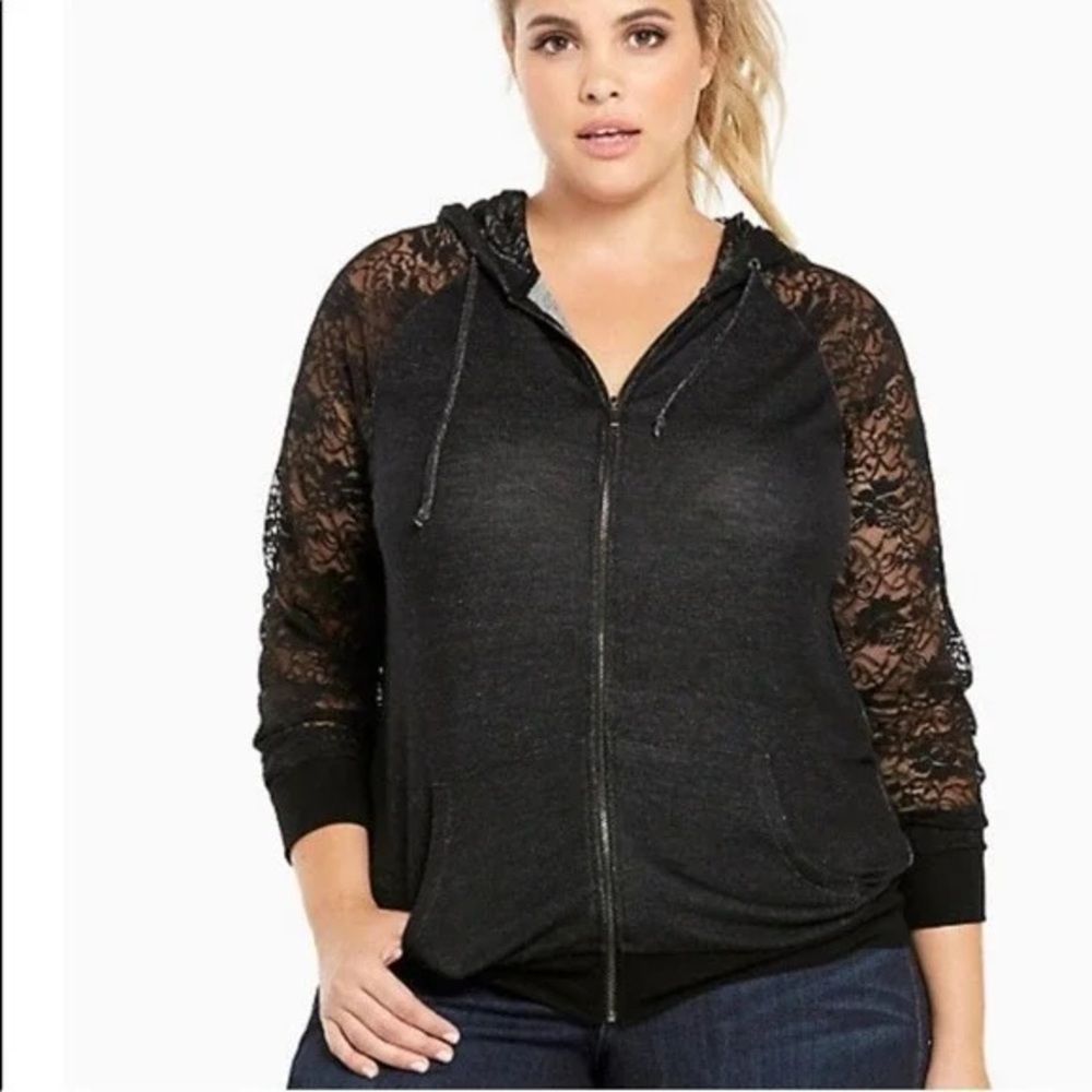 Torrid Lace Sleeved Hoodie 2X EUC